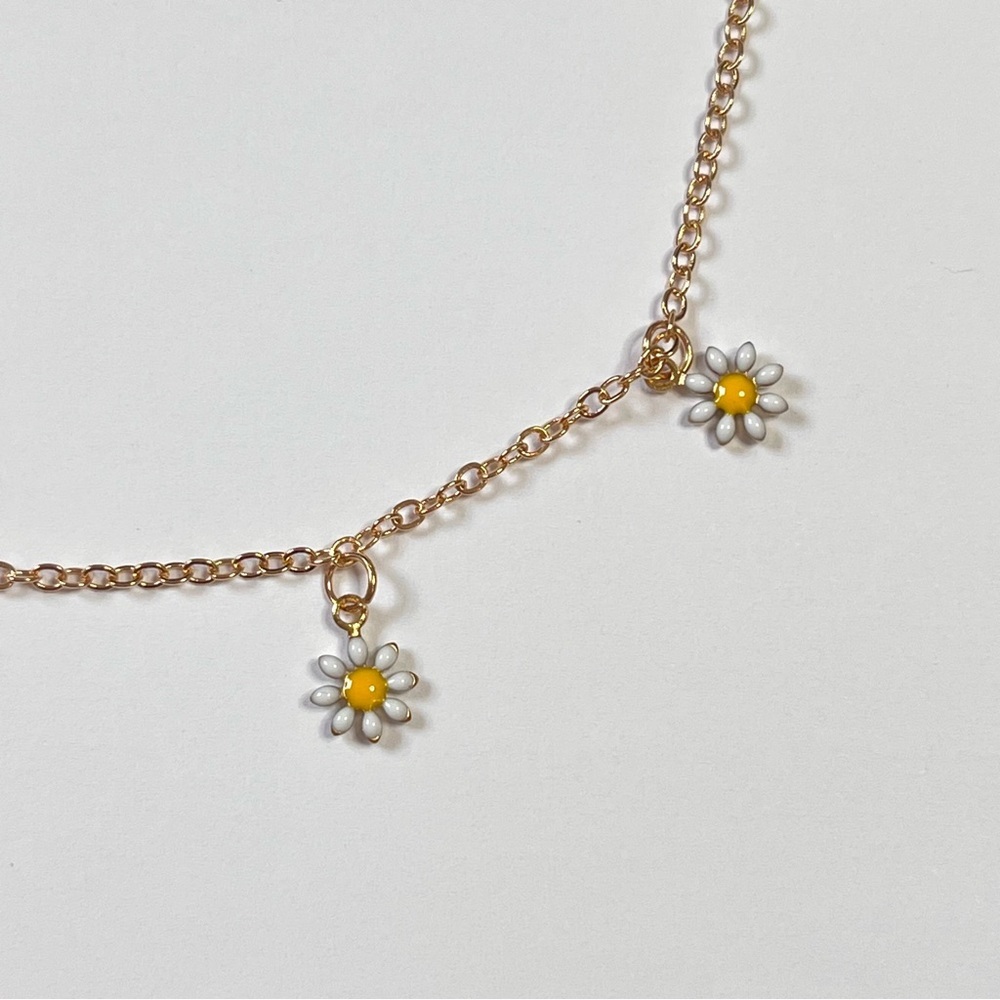 🛑SOLD🛑NEW Set of Two Floral Flower Boho Gold Tone Adjustable Ankle Bracelets - Picture 4 of 8